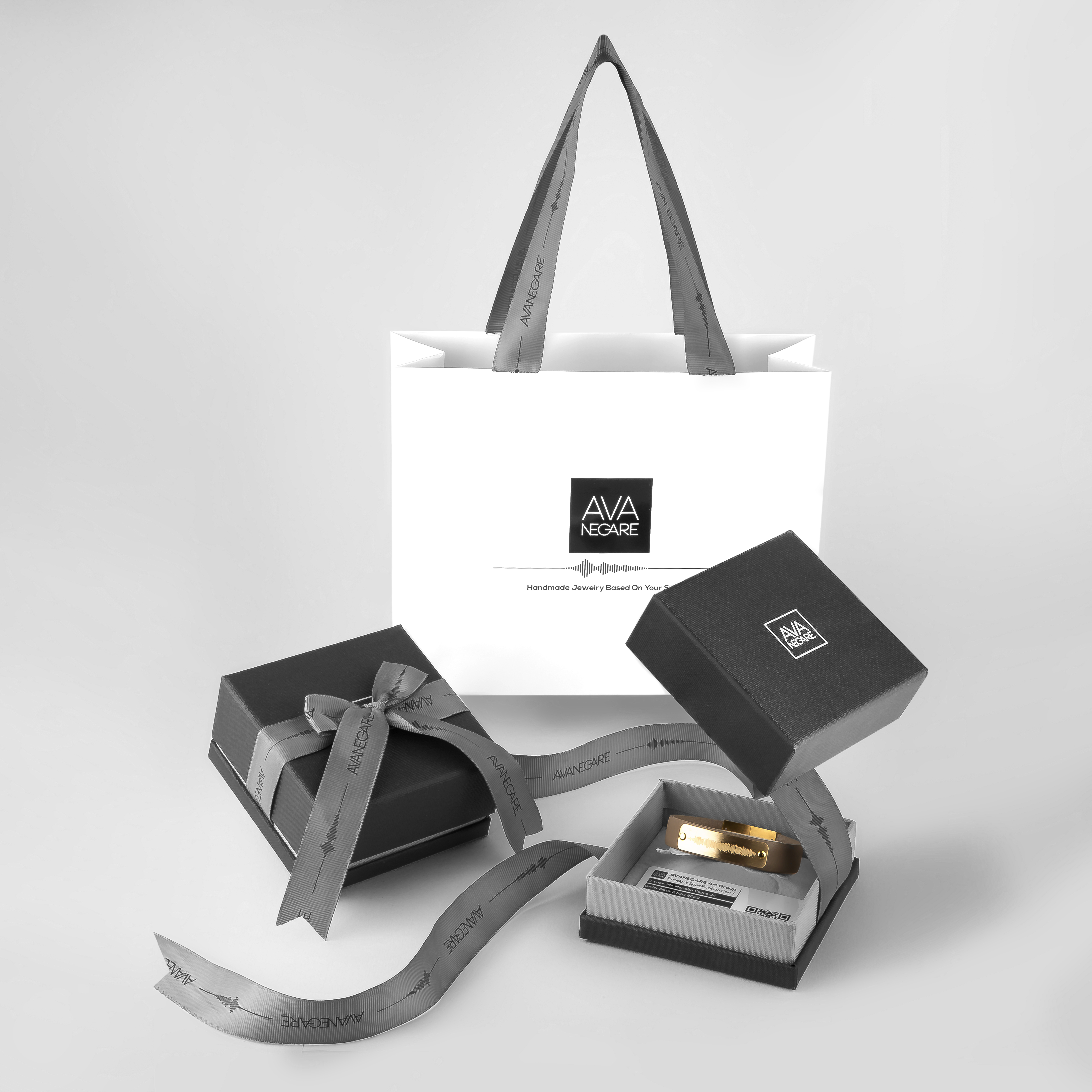 دستبند فرکانس صدا مدل Sienna طلای ۱۸ عیار (Black)